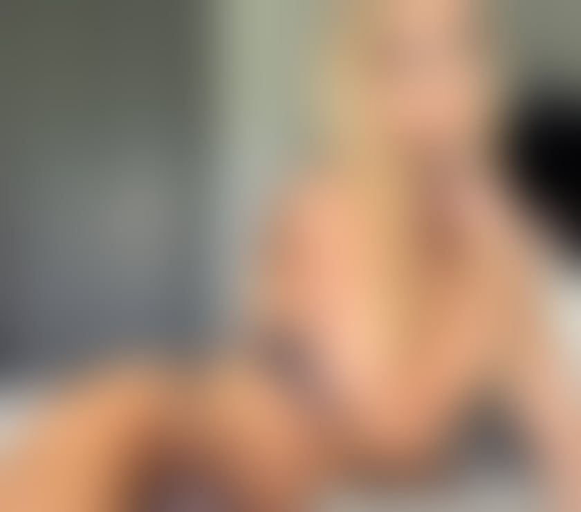 Escorts Wiltshire Chippenham - Wiltshire - Photos for YOUNG & BEAUTIFUL- NEW IN TOWN only outcall