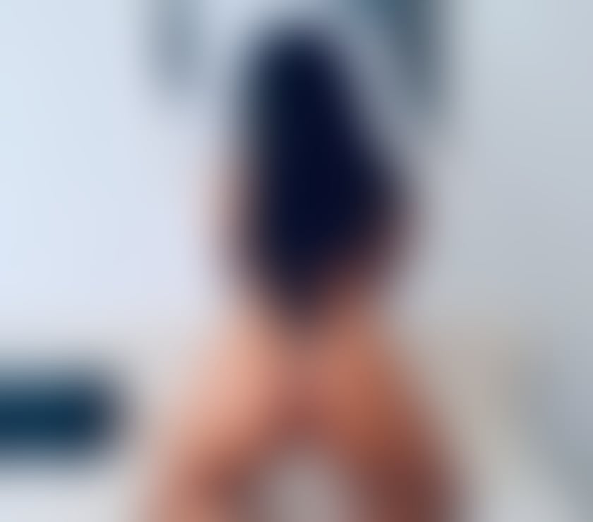 Escorts and Massages The Avenues Hull - Photos for Hello, I'm Suzy. I'm doing outcall. (after party)