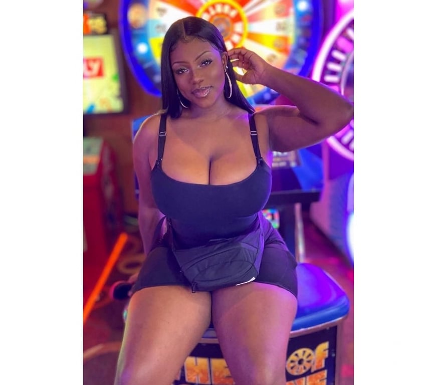 Escorts Greater Manchester Manchester - Photos for Big booty unlimited fun with juicy Lucy the best