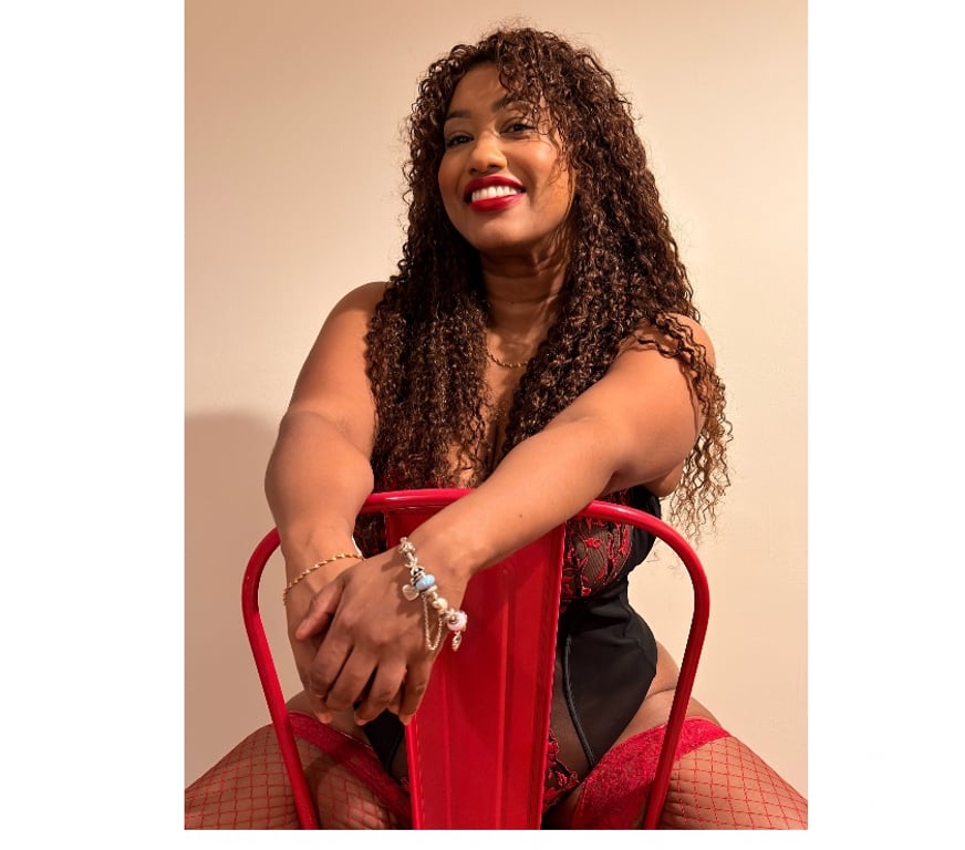 Escorts Wrexham - Wales Wrexham City Centre - Wrexham - Photos for TINA BRAZILIAN 🇧🇷 NEW IN TOWN