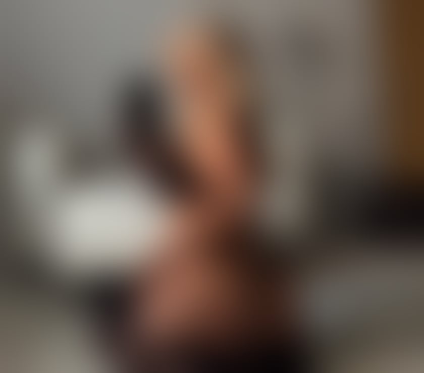 Escorts Hertfordshire Watford - Photos for Mia 🥵HOT AND SEXY🥵PARTY GIRL😈 ONLY OUTCALL