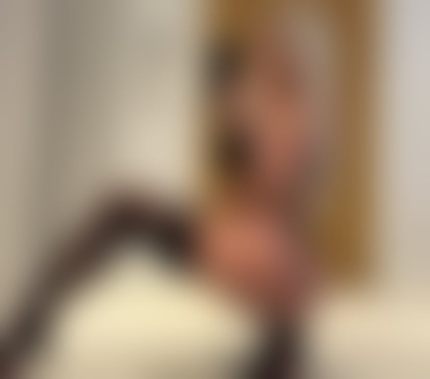 Escorts Hertfordshire Watford - Photos for Mia 🥵HOT AND SEXY🥵PARTY GIRL😈 ONLY OUTCALL