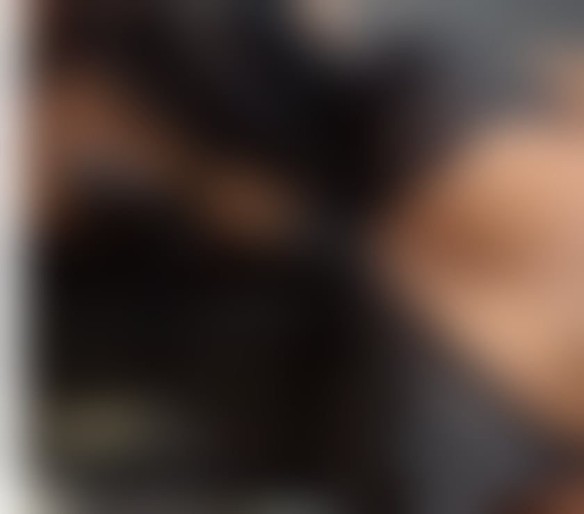 Escorts and Massages Barking Barking and Dagenham - Photos for A curvy tattooed woman offering relaxing company