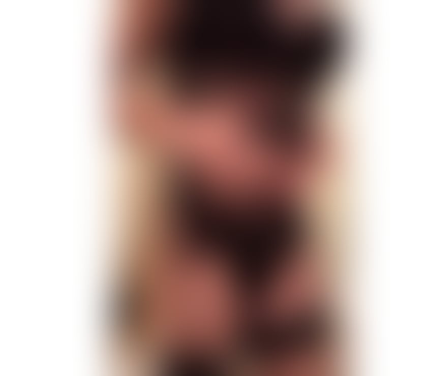 Trans Escorts Central London Marble Arch - Central London - Photos for Girly, Curvy and Very Naughty Italian Doll - BOTTOM