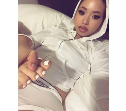 Escorts and Massages Newry Newry, Mourne and Down - Photos for White fair skin girl in town available now