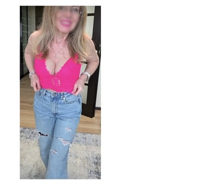 Escorts Luton Town Centre Luton - Photos for Body to body * NURU * Deep tissue* MASSAGE With extras