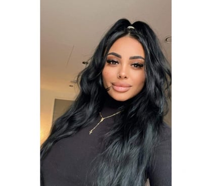  Escorts Woking Town Centre Woking - Photos for 🎉party🎉hello guys incall outcall🎉