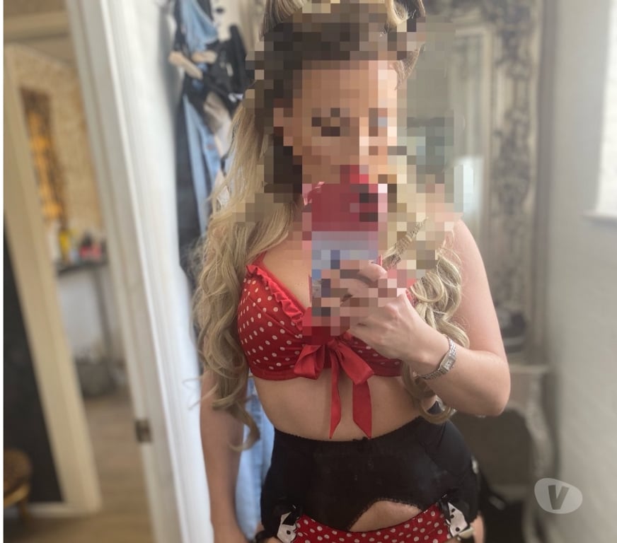 Escorts Central London Bank Station - Central London - Photos for High Class English MILF ( Naughty Gentlemen only )