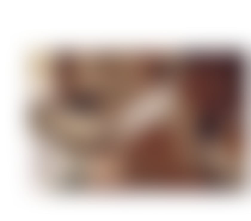 Escorts and Massages Watford High Street Station Watford - Photos for 🏹💜BELLA SENSUAL MASSAGE