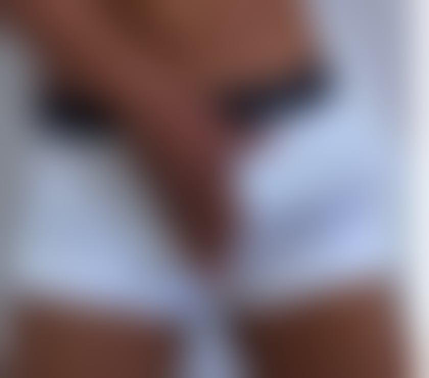  Gay massage East London Bromley-by-Bow Station - E3 - East London - Photos for Big boy from Brazil, 21 cm, massage available, couples .