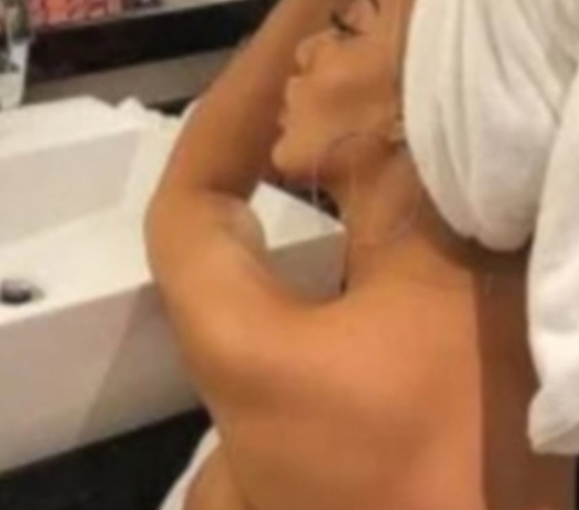 Escorts Yardley Birmingham - Photos for New in town sexy blonde Latino yasmyn party 🥂