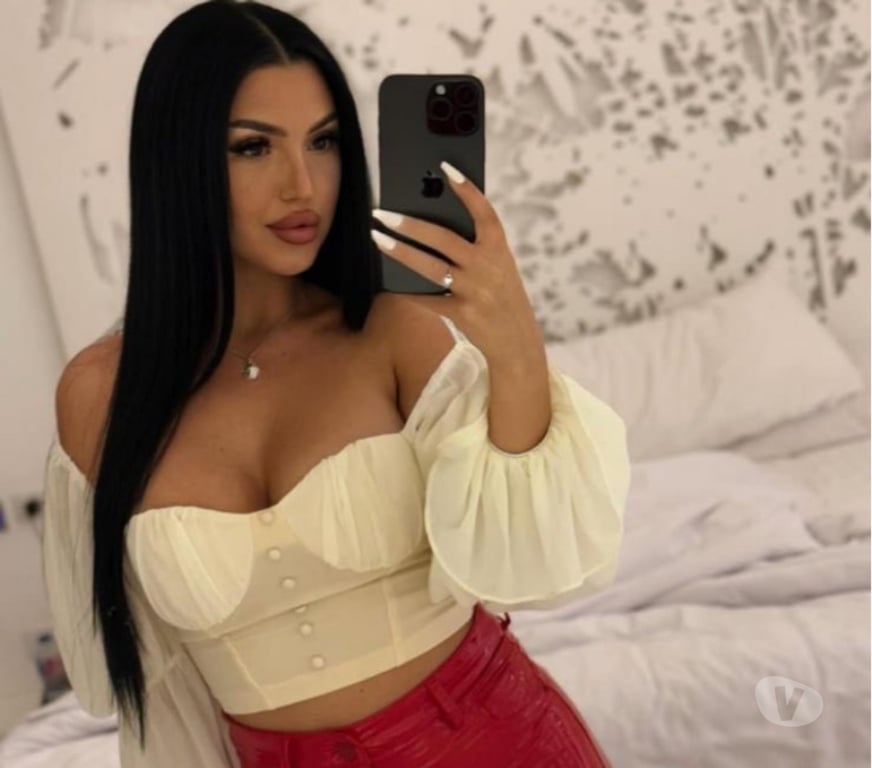 Escorts Kent Gravesham - Photos for Rianna sexy curvy LATINA