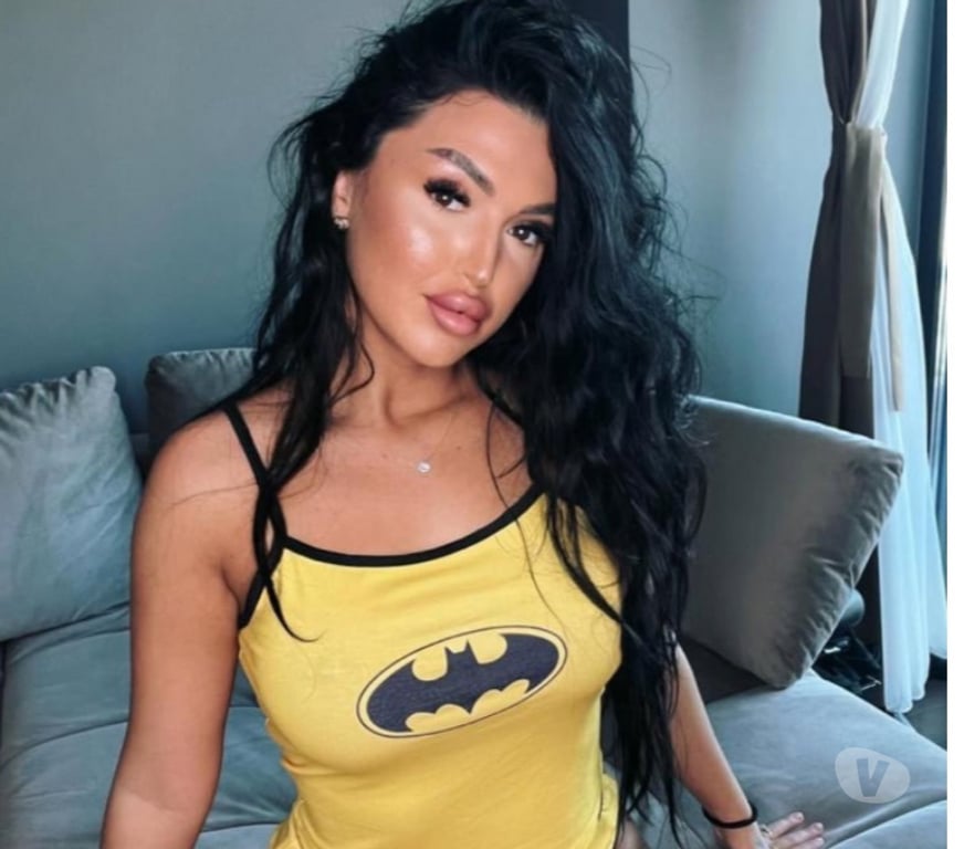 Escorts Kent Gravesham - Photos for Rianna sexy curvy LATINA