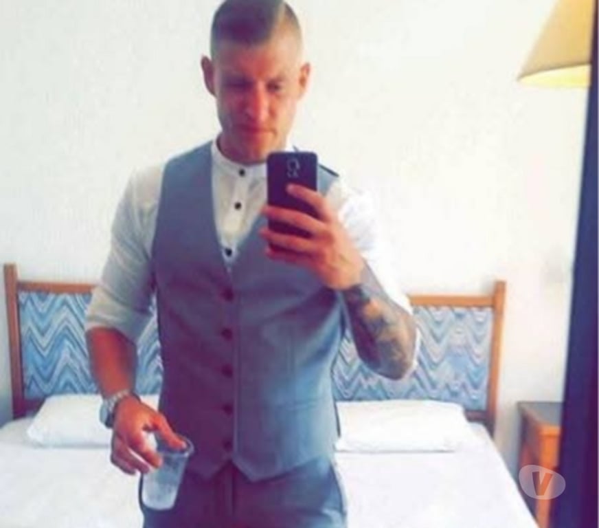 sports clubs Greater Manchester Manchester - Photos for Lets See what happens