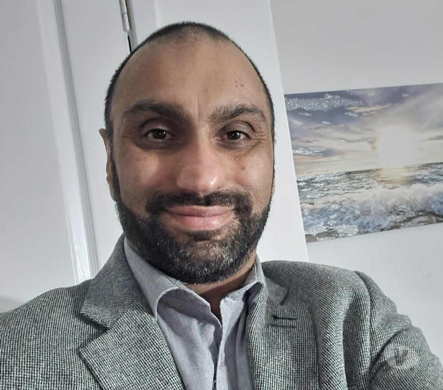 adult personals West Midlands Walsall - Photos for Indian Sikh Guy Looking for a woman fwb !!