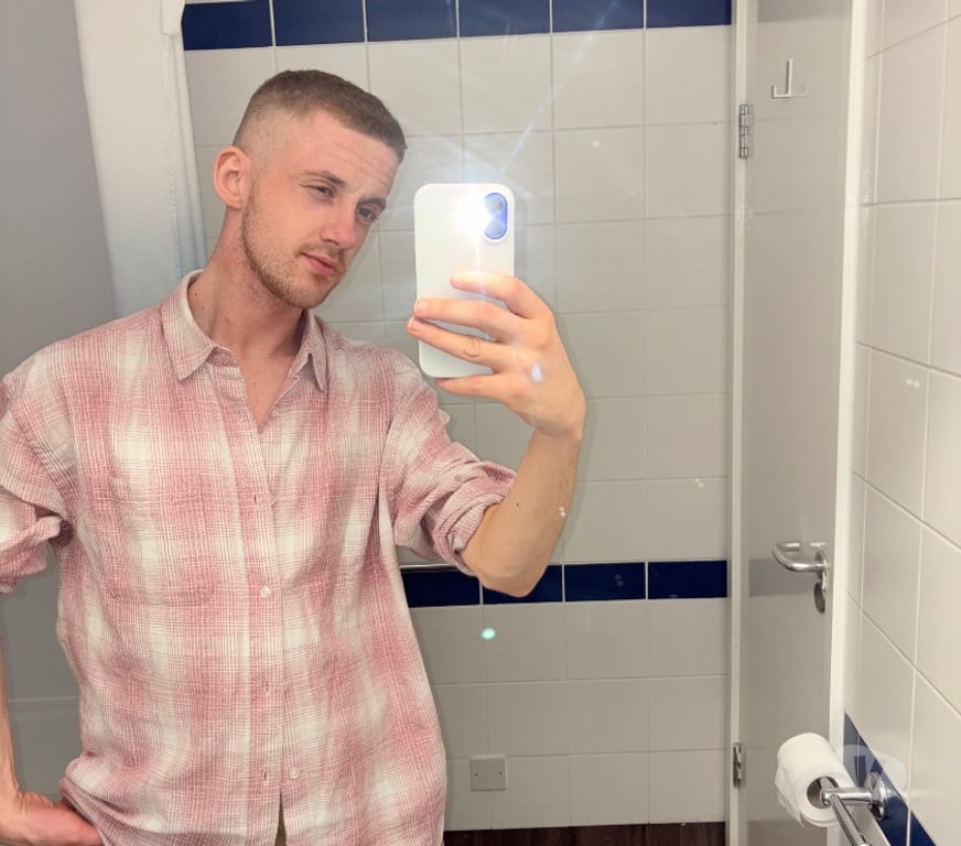  Gay massage Newport - Wales Newport City Centre - Newport - Photos for 26 Year Old Lad