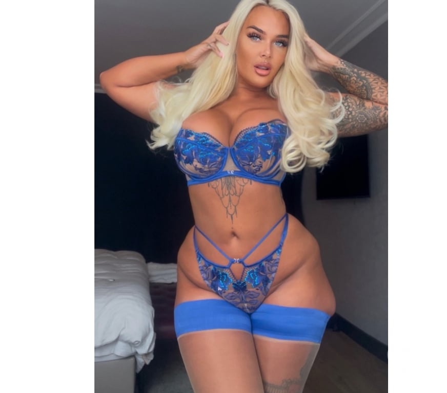 Escorts West Yorkshire Leeds - Photos for BRITISH 🇬🇧 BOMBSHELL PORSCHE