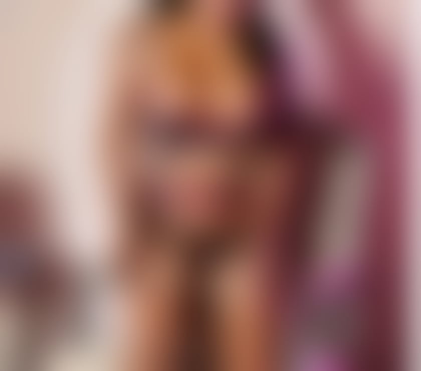 Escorts Edinburgh Edinburgh - Edinburgh - Photos for new super busty, 100% real north American girl. xoxo