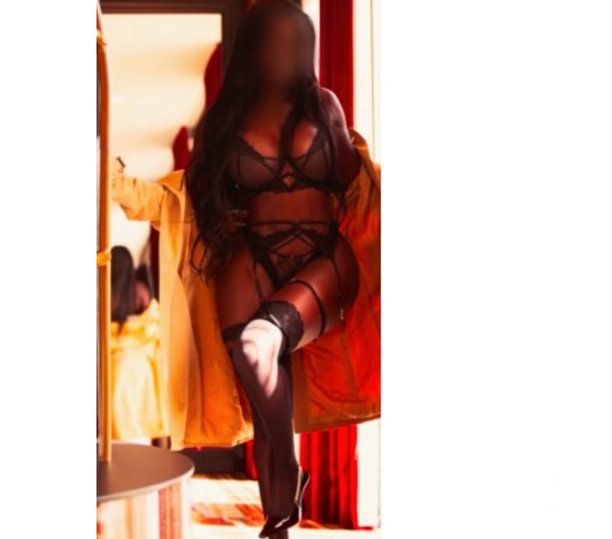 Escorts Tyne and Wear Newcastle upon Tyne - Photos for Alluring Ebony queen few days only .hot 🔥 chocolate skin