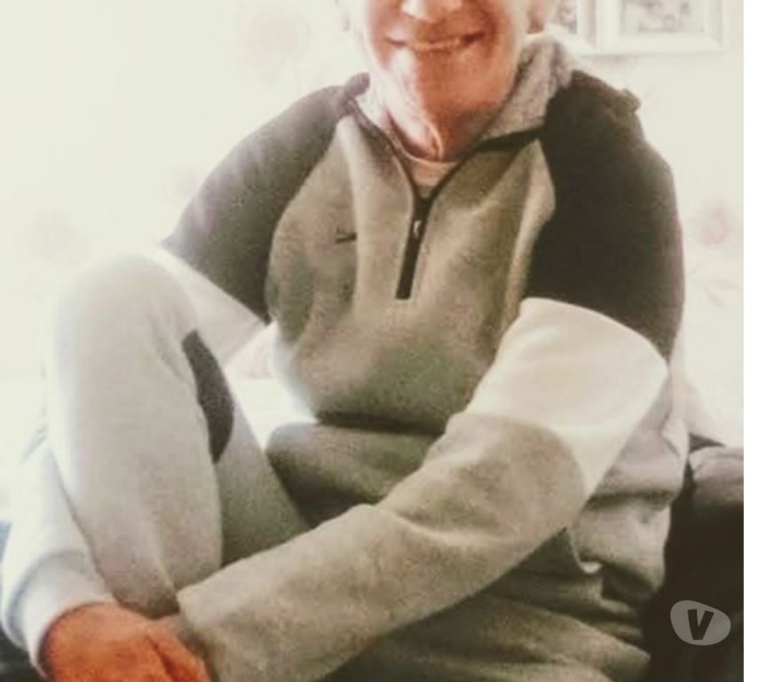 Gay Dating Greater Manchester Bury - Photos for Looking to meet curious straight bisexual under 38 yrs