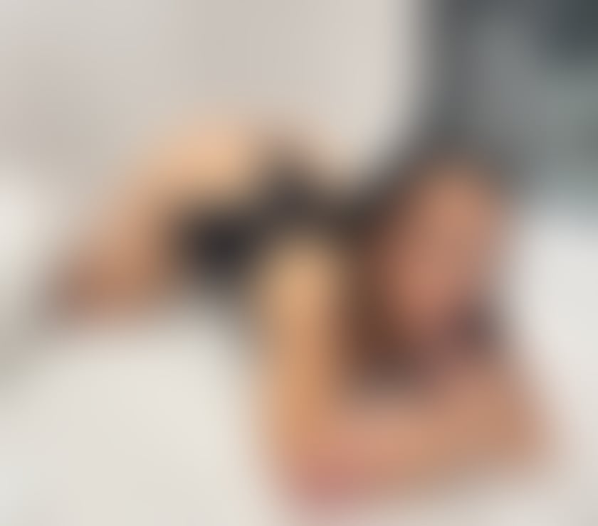 Escorts North West London Abbey Road - North West London - Photos for SANDRA-GREEK GIRL-NEXT DOOR GIRL🫦💦