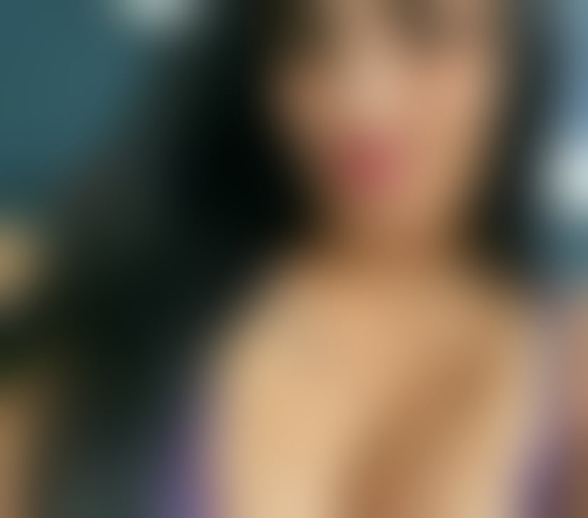 Escorts Surrey Surrey Heath - Photos for Party girl Bella 100% GENUINE