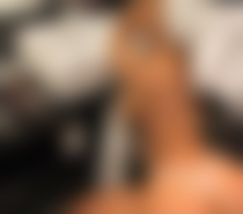 Escorts and Massages Sheldon Birmingham - Photos for New in town sexy blonde Latino Yasmin party 🔥🥂