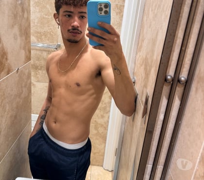 Photos for 23year old student who enjoys having fun times with fun guy