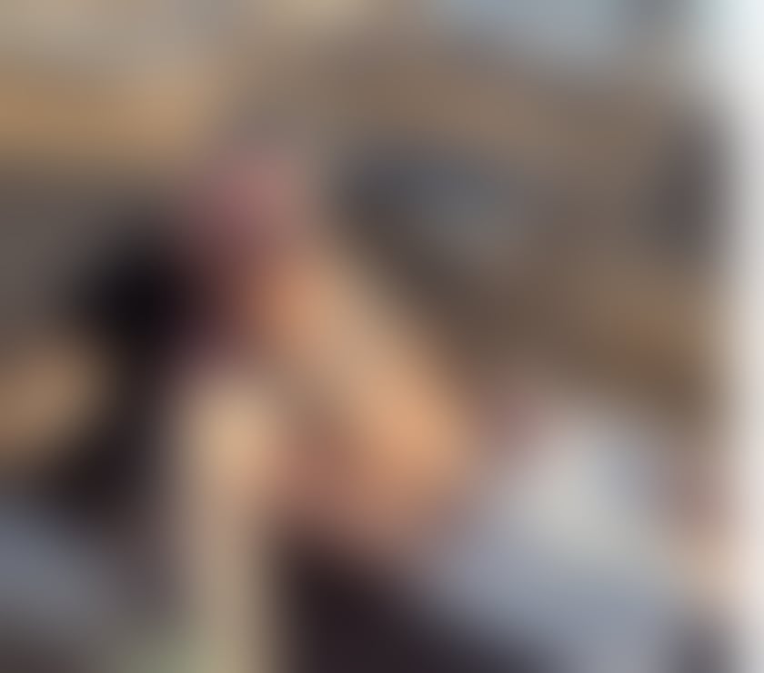 Escorts Burnley Town Centre Burnley - Photos for Hand massage Services