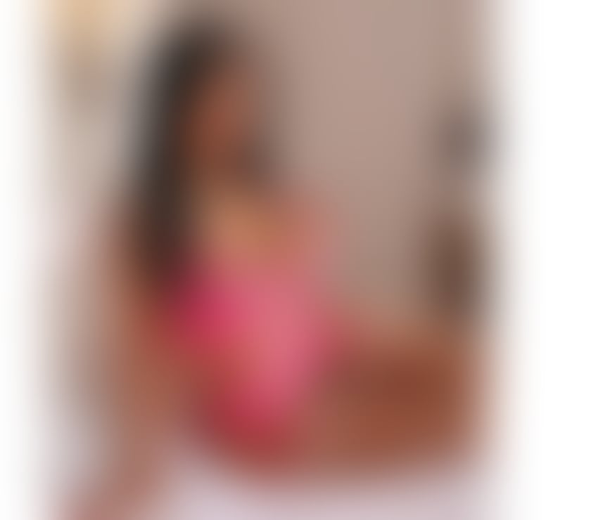 Escorts East London Canary Wharf Station - East London - Photos for 🔅 Tanned Natural Beauty Brazilian Party Girl 🔅