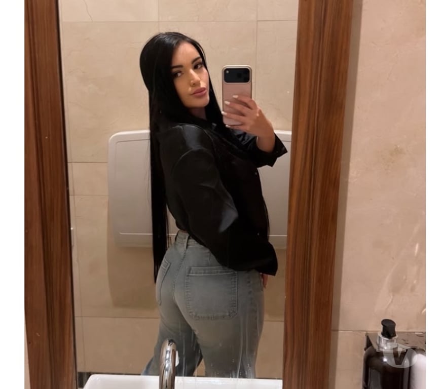 Escorts East London Gants Hill Station - East London - Photos for 💎 Sophisticated 💎Brazilian Brunette🔅Party Girl