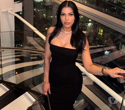 Escorts and Massages Canary Wharf Station East London - Photos for 🔅 Tanned Natural Beauty Brazilian Party Girl 🔅