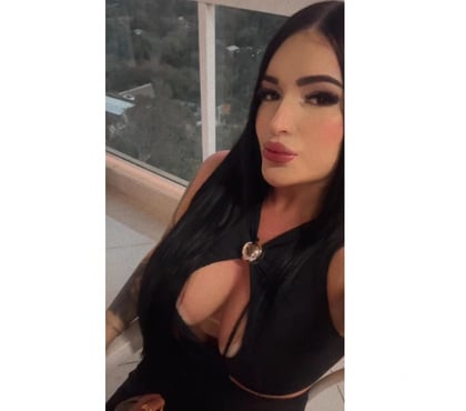 Escorts and Massages Beckton East London - Photos for 💎 Sophisticated 💎Brazilian Brunette🔅Party Girl