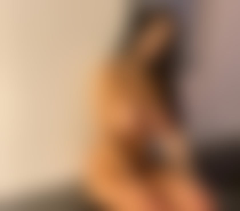 Photos for Anna 🤍🎀 new in Cirencester 🎀🤍 PARTY GIRL 🎉