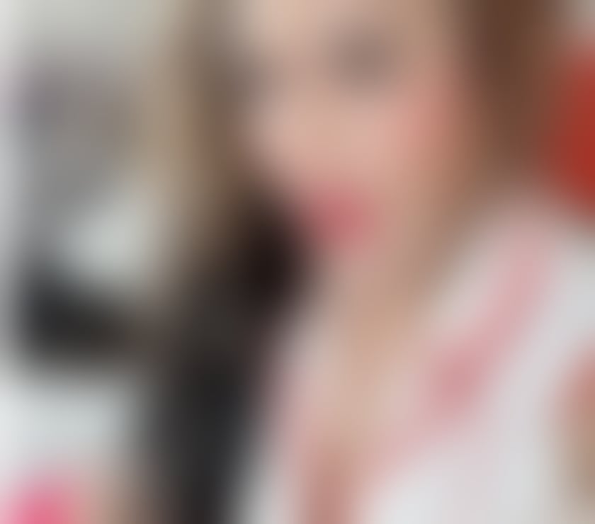 Trans Escorts Fife Kirkcaldy - Fife - Photos for Sexy Busty Thai TS Ladyboy with a Lovely Surprise in Town