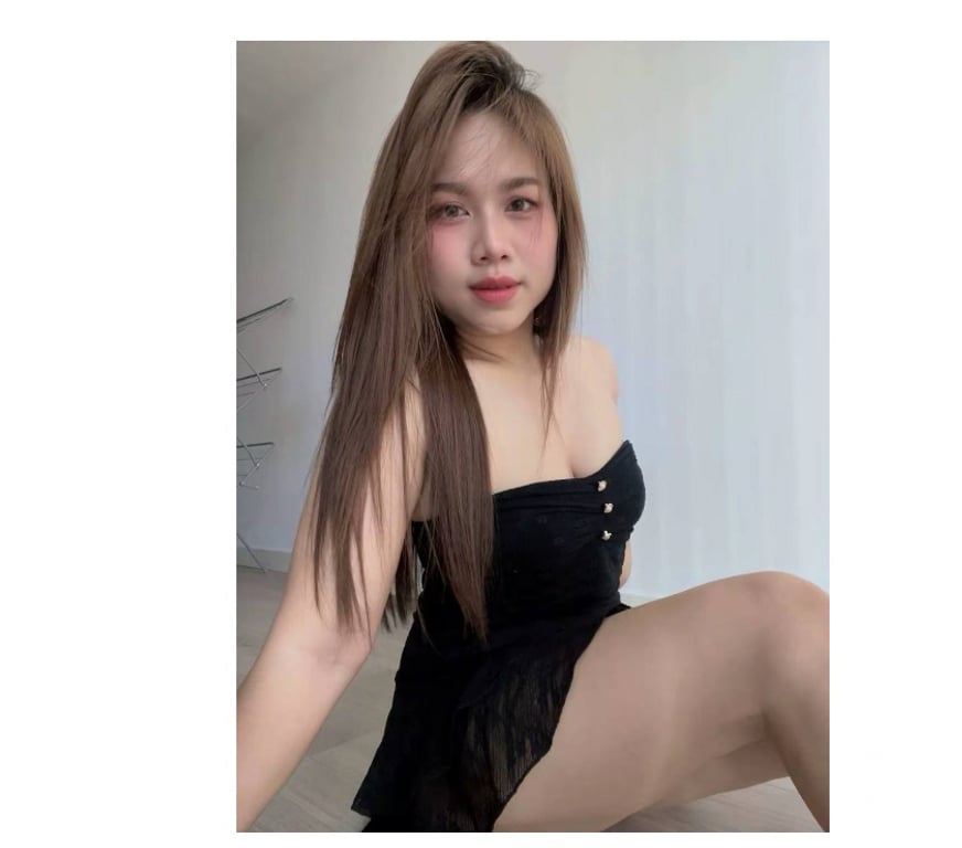 Escorts South East London Woolwich - South East London - Photos for Cutie Tiny Thai Girl Nida 💋