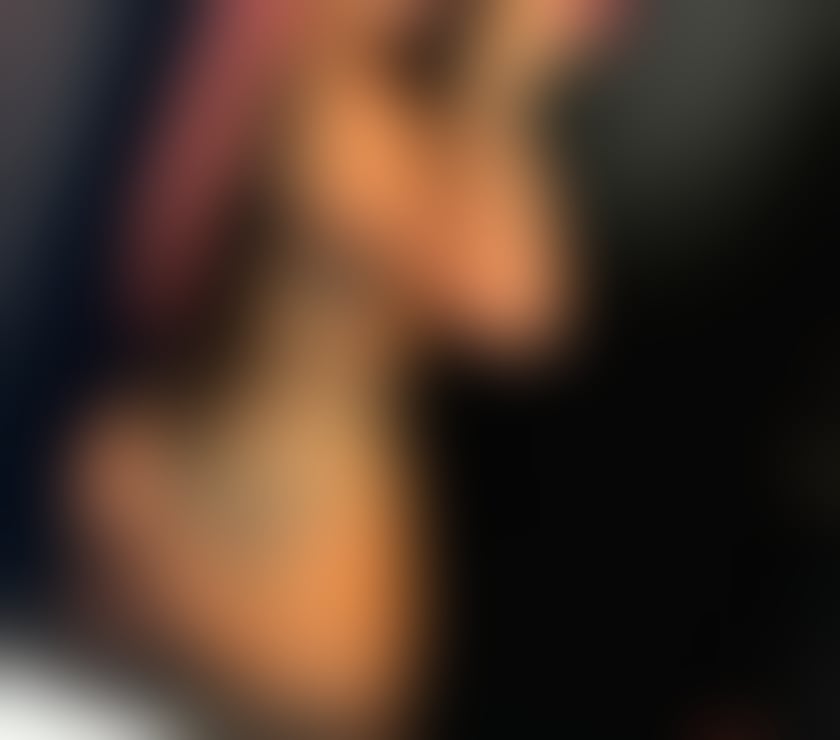  Escorts Romford Havering - Photos for PARTY PINK CURVY GIRL FIRST TIME IN TOWN 💥🔥