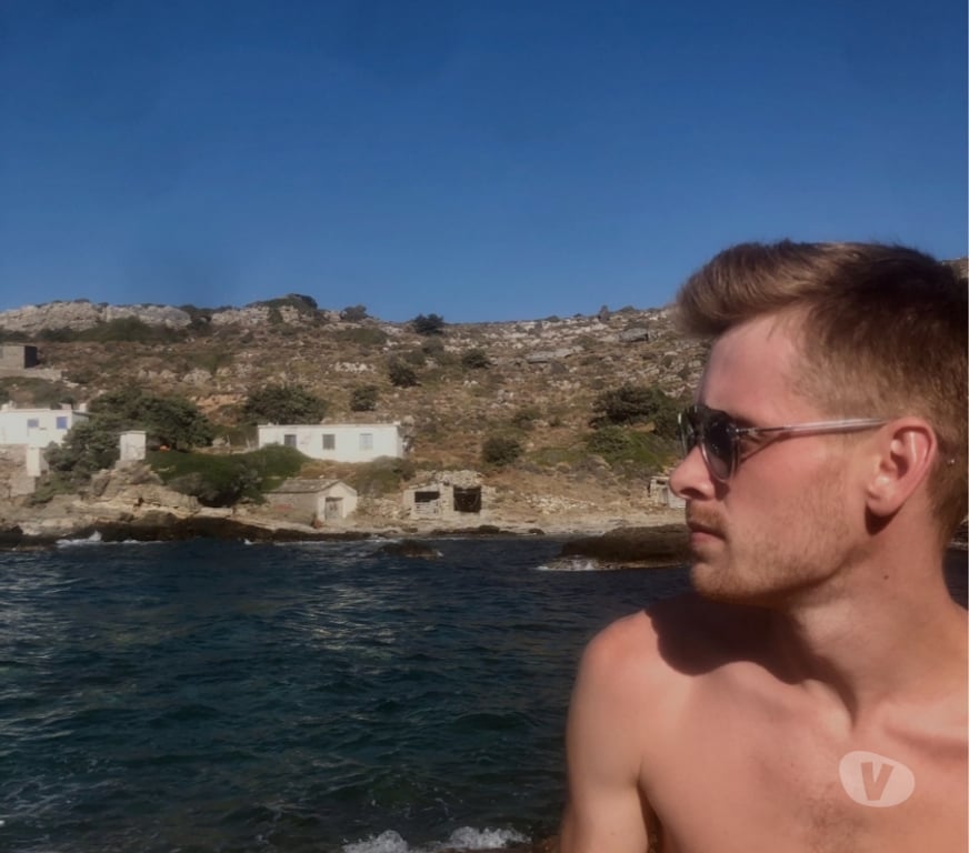  Gay massage Leicestershire Leicester - Photos for Alexander: Gay British Zookeeper