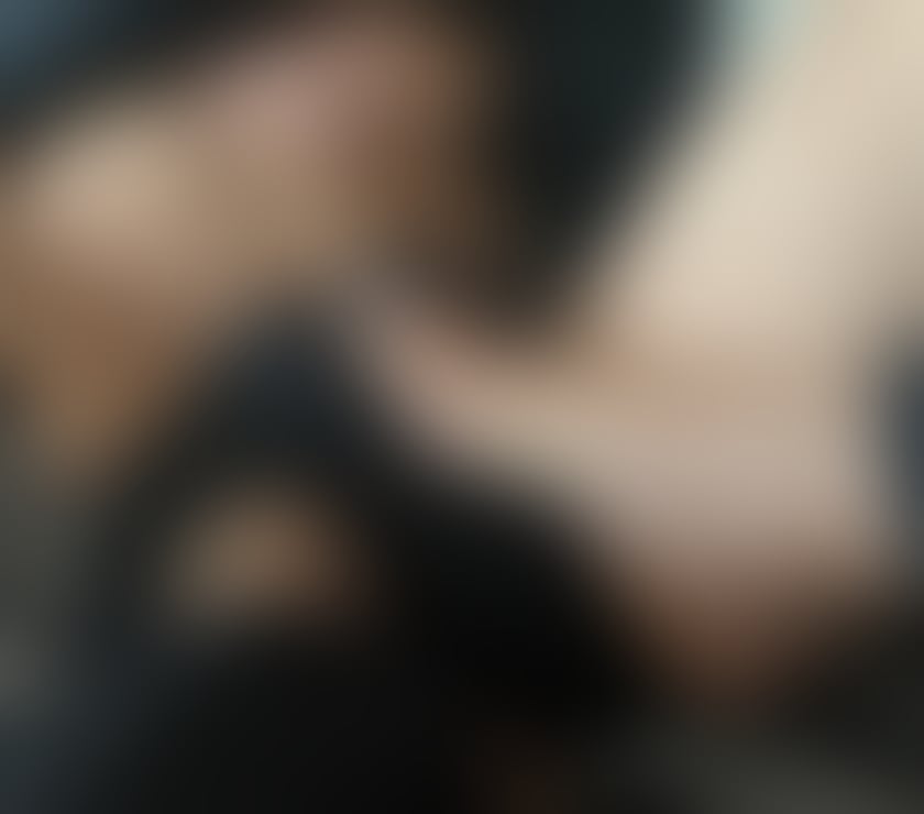 Escorts Surrey Runnymede - Photos for Couple 60 & 22 Years Old – Elegance, Discretion, and Great