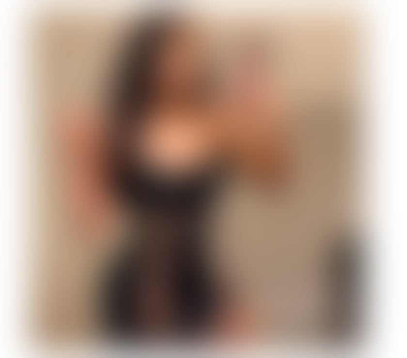 Escorts Cricklewood North West London - Photos for BEST SERVICE👙🍑PARTY 👙🍑BIG BOOTY👙🍑