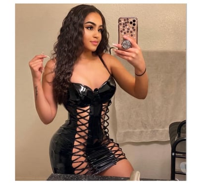 Escorts Cricklewood North West London - Photos for BEST SERVICE👙🍑PARTY 👙🍑BIG BOOTY👙🍑