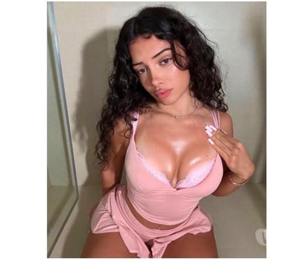 Escorts and Massages Dentons Green Saint Helens - Photos for 🔥🎉 sexy and hot girl🥰