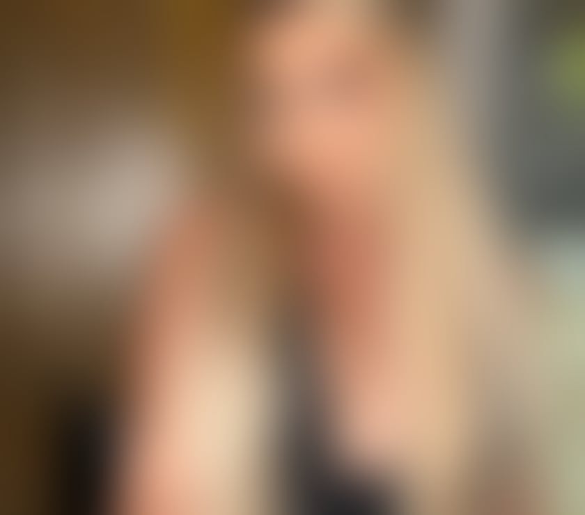 Escorts Canary Wharf East London - Photos for Scarlet 🩷 Party