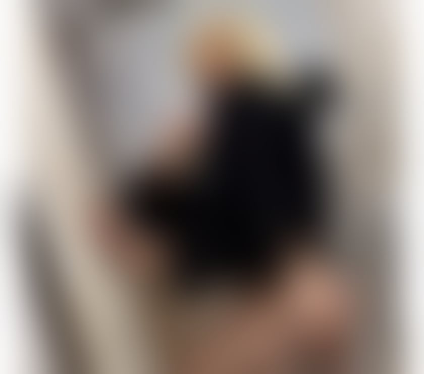 Trans Escorts Swindon Town Centre Swindon - Photos for 🍯 TS BEAUTY 🍯 Polite and smiling 🙂 💕 pretty face