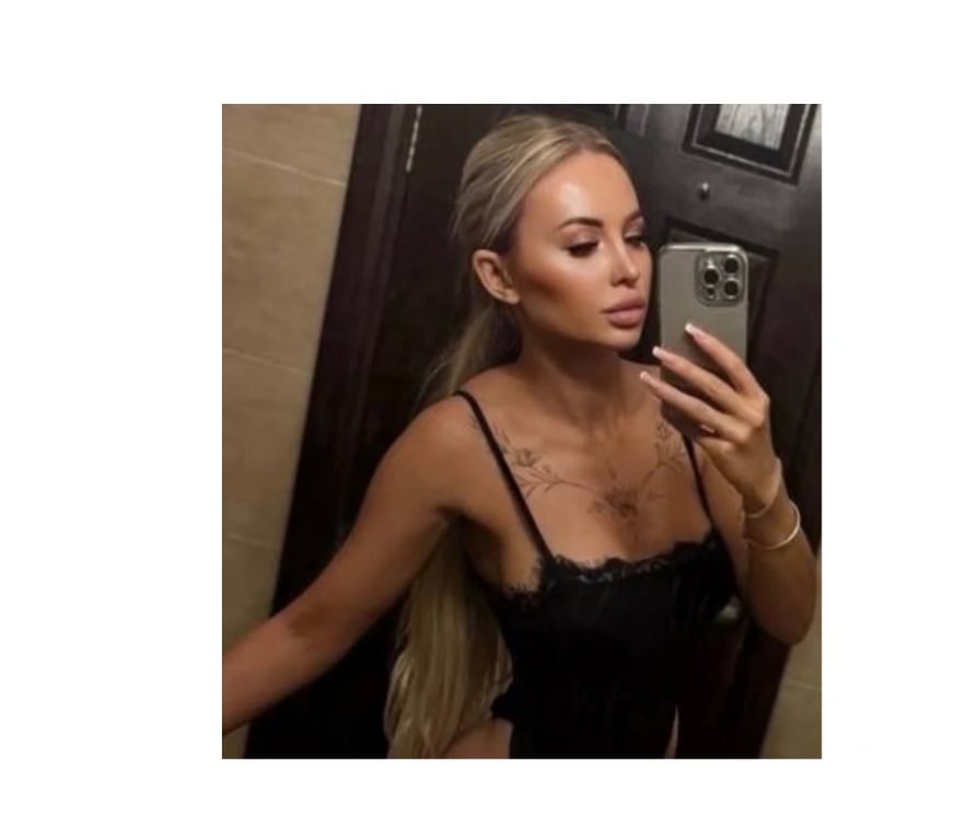 Escorts Surrey Epsom and Ewell - Photos for Blond girl party best kiss 💋