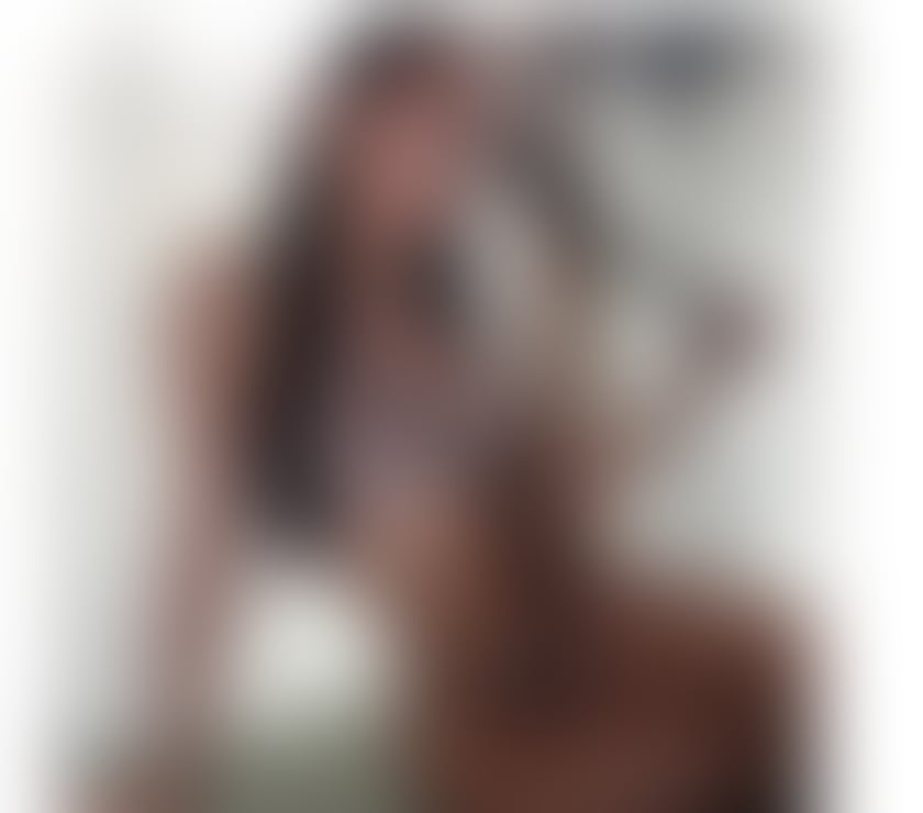 Escorts West Yorkshire Leeds - Photos for ELEGANT VIVIAN IN YOUR CITY 🦩