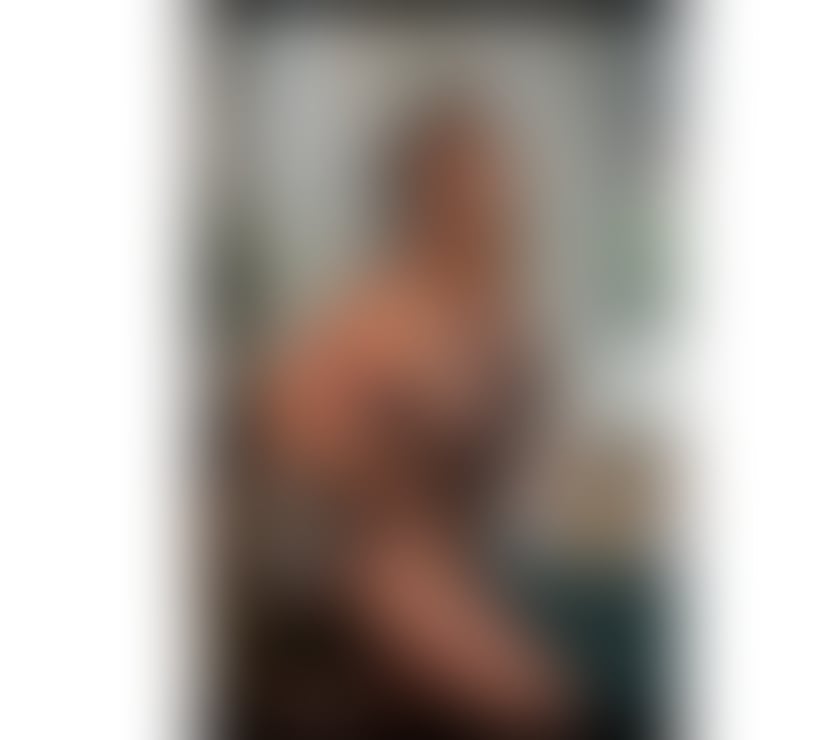 Escorts Oxfordshire Oxford - Photos for MASSAGE AND STRAP-ON