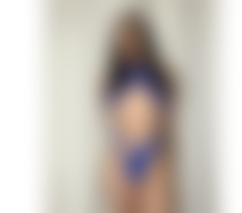 Escorts South West London Balham - South West London - Photos for Mirella, a Brazilian nymphet, loves to party.