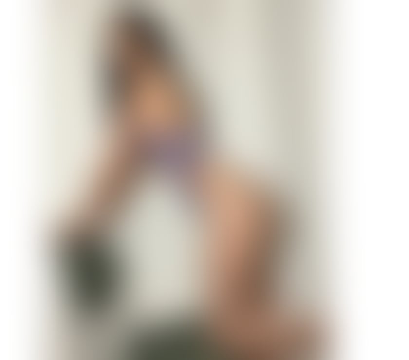 Escorts South West London Balham - South West London - Photos for Mirella, a Brazilian nymphet, loves to party.