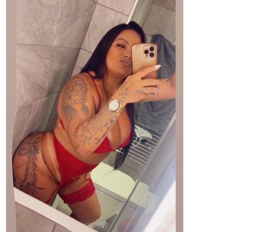 Escorts South East London Croydon - Photos for New Brunette BIG ASS 🔥🫦 PARTY